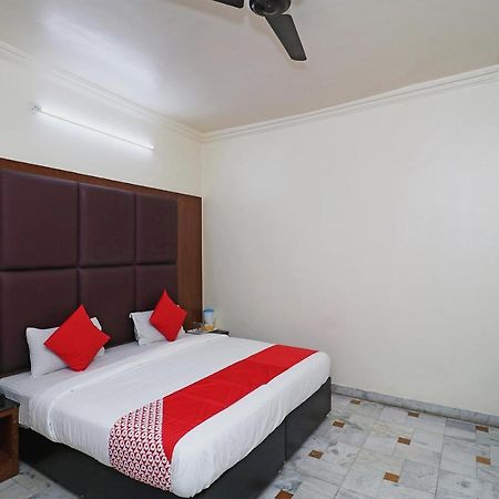 Oyo Hotel Ashoka International Kanpur Extérieur photo