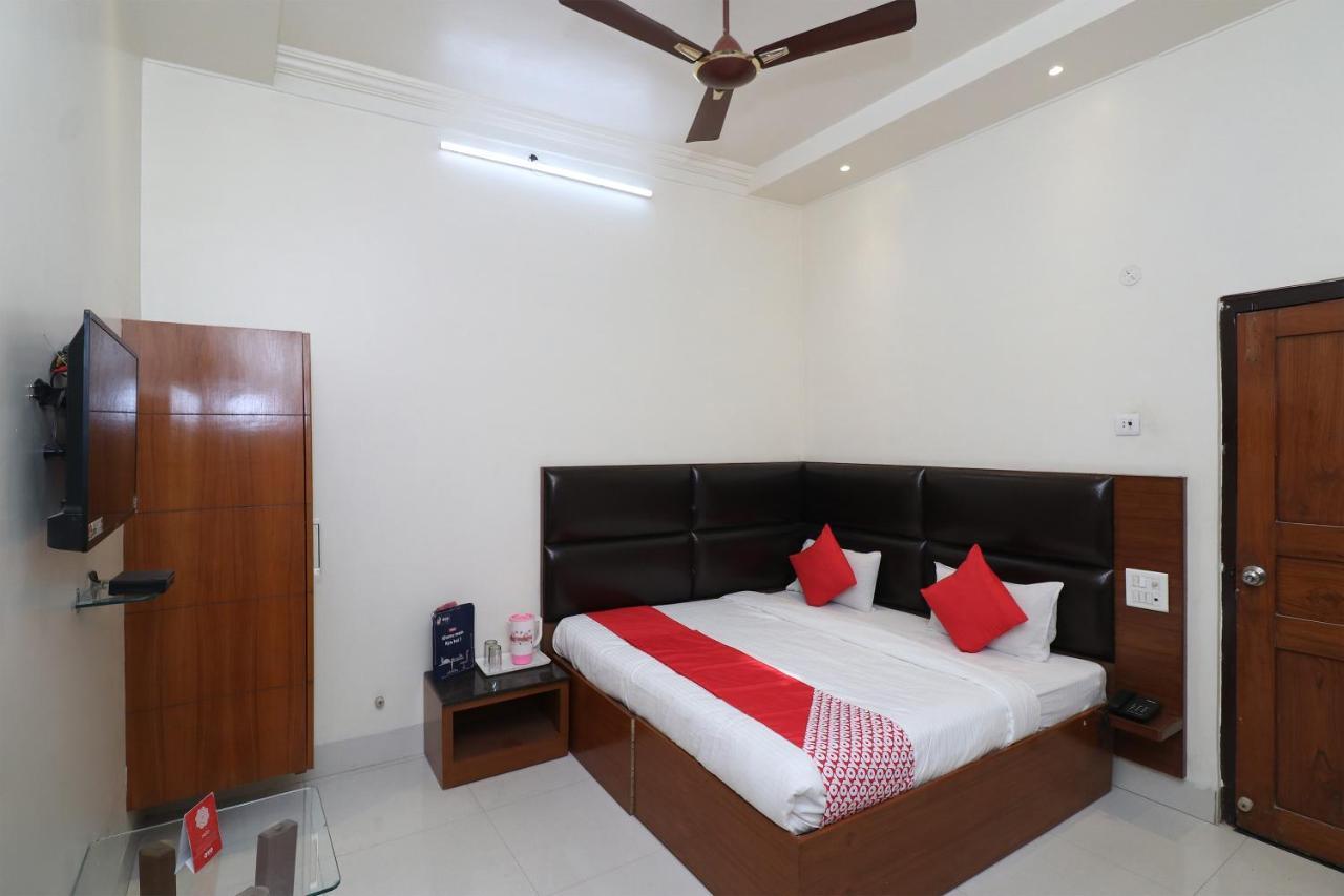 Oyo Hotel Ashoka International Kanpur Extérieur photo