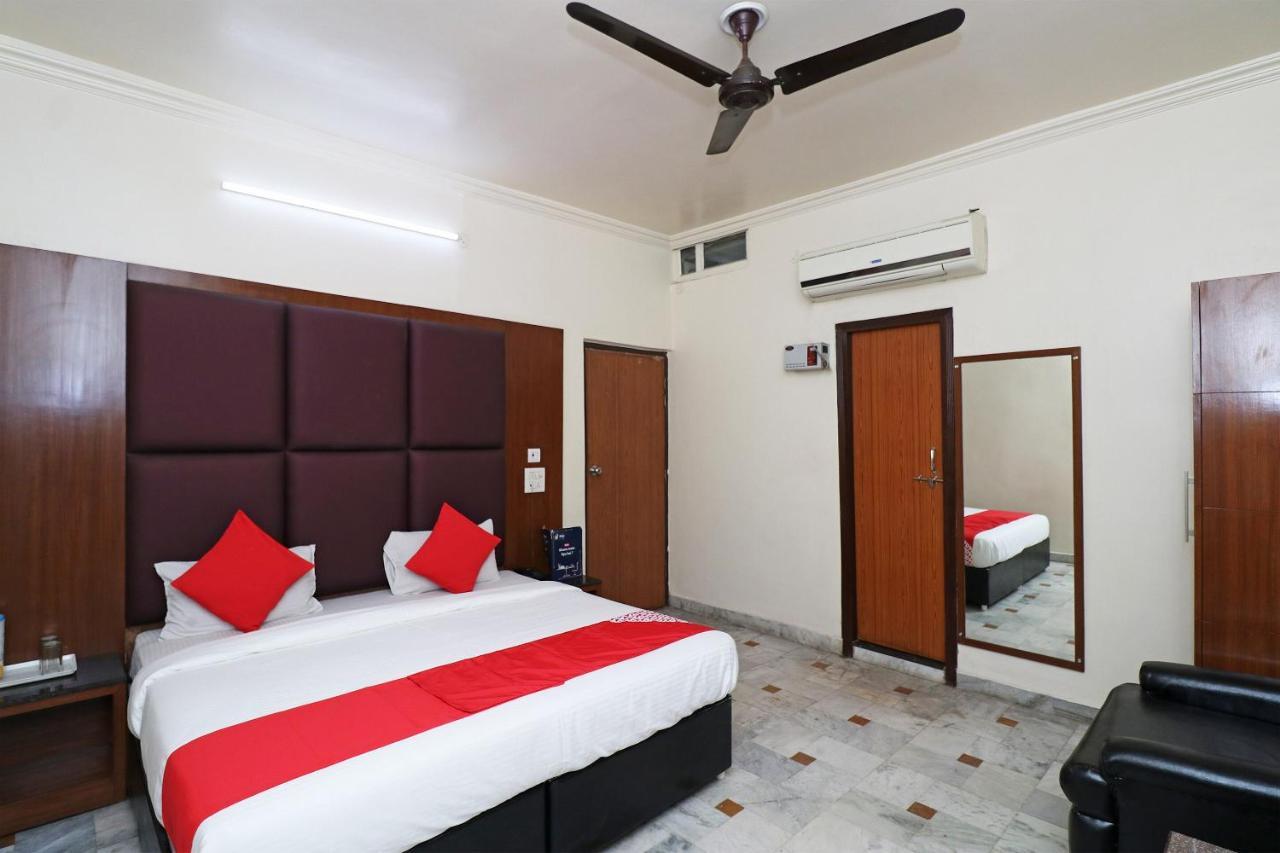 Oyo Hotel Ashoka International Kanpur Extérieur photo