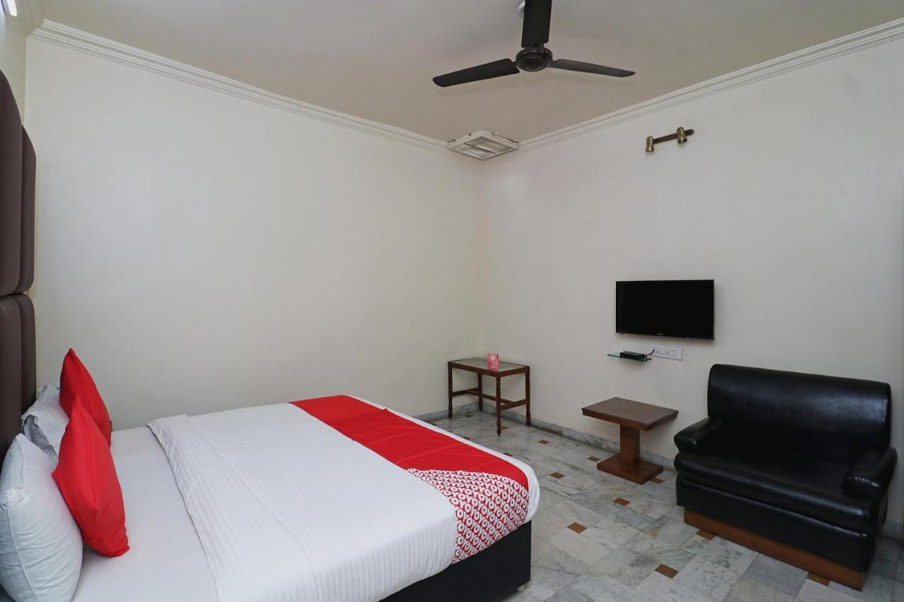 Oyo Hotel Ashoka International Kanpur Extérieur photo