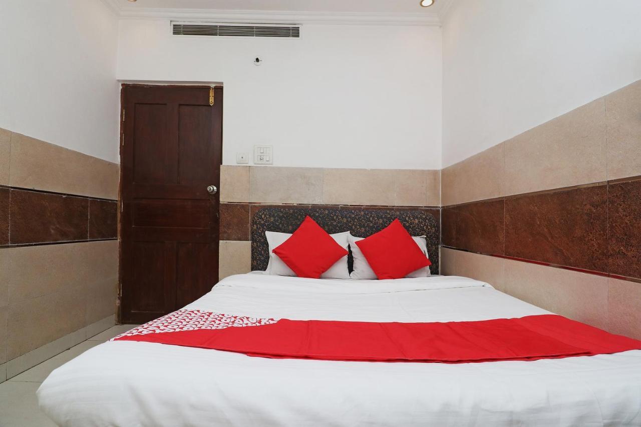 Oyo Hotel Ashoka International Kanpur Extérieur photo